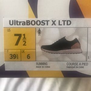 Adidas ultraboost X LTD Womens 7 1/2